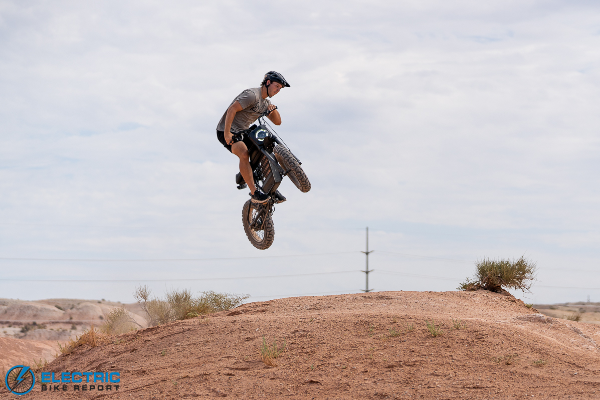 Ride1UP Revv1 DRT action dirt-1