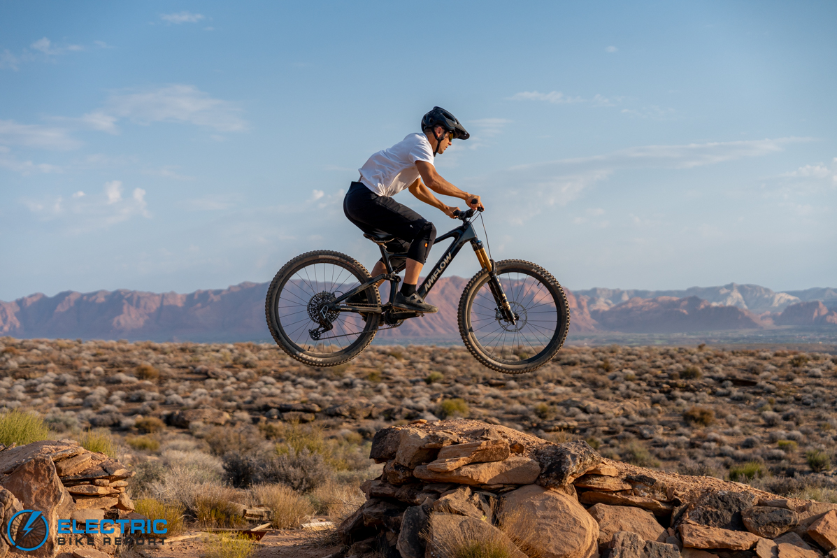 Amflow PL Carbon Pro action